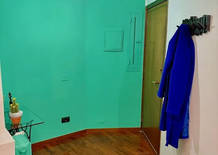 Isola - Design & Daire Milano